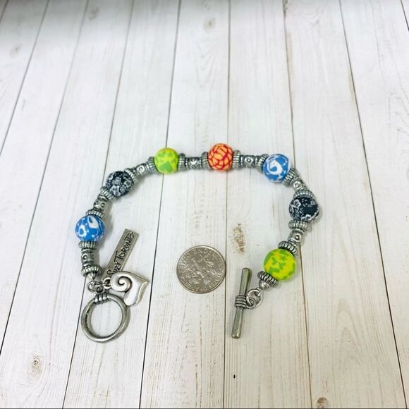 Suzy Toronto Beaded Bracelet - Picture 1 of 2